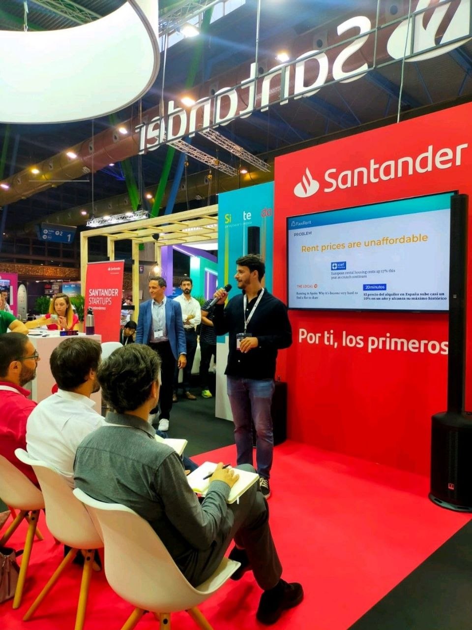 Francisco pitching at Santander Startups
